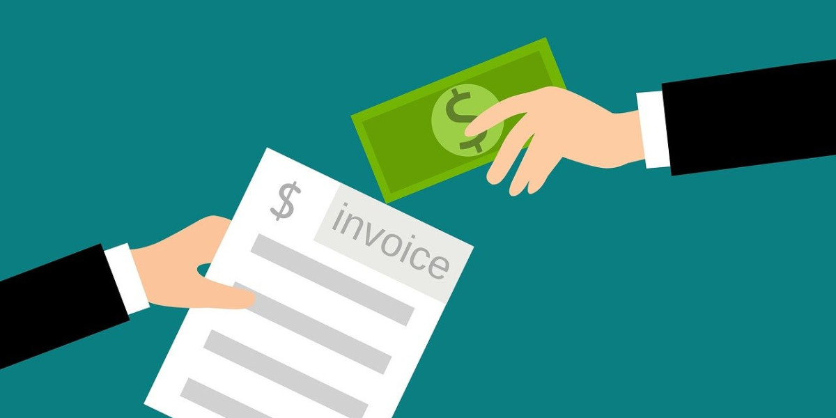Free Invoice Generator vs Paid Tools: Pros and Cons