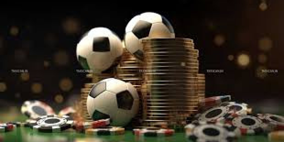 The Role of Multipliers in Creating Hellishly Big Wins