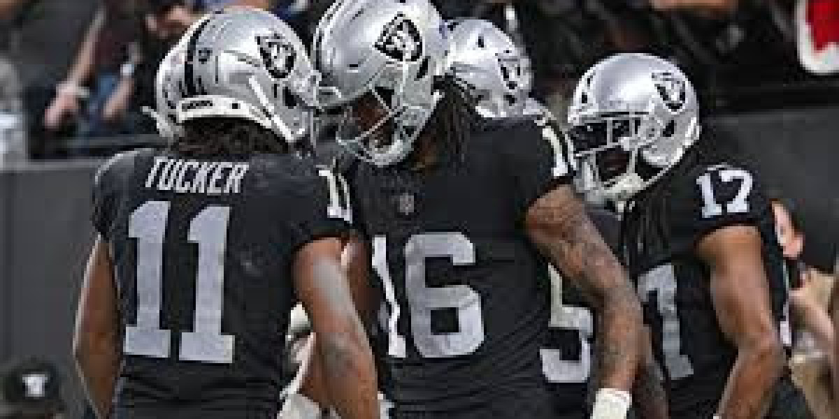 Raiders Produce Main Announcement upon TE Michael Mayer