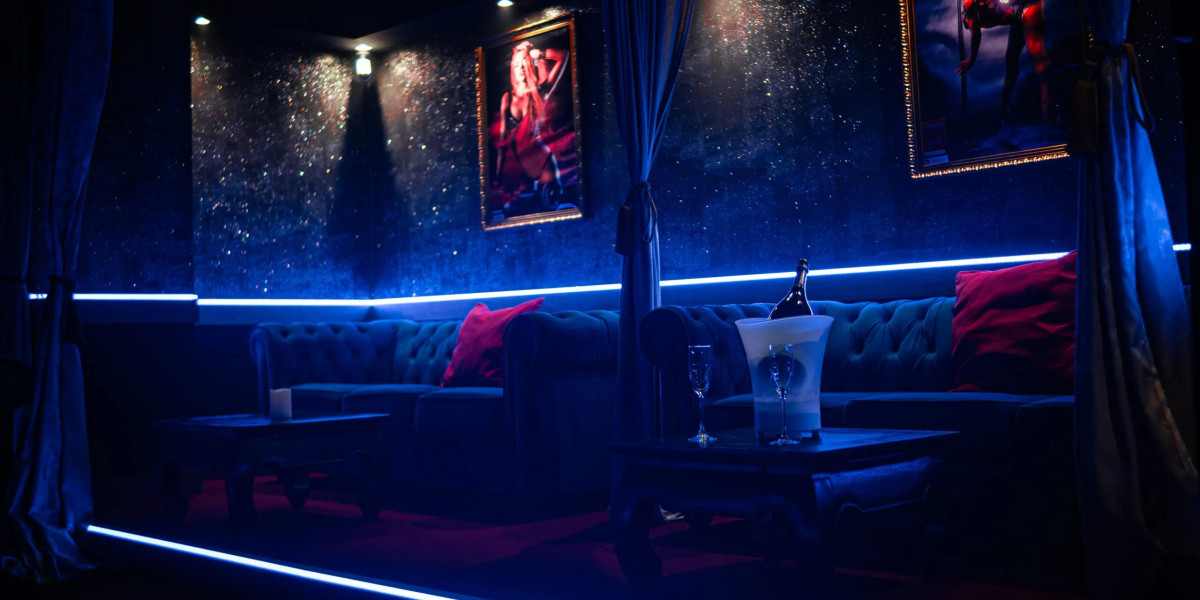 Hen Party in Marbella: Celebrate in Style with Level One Club