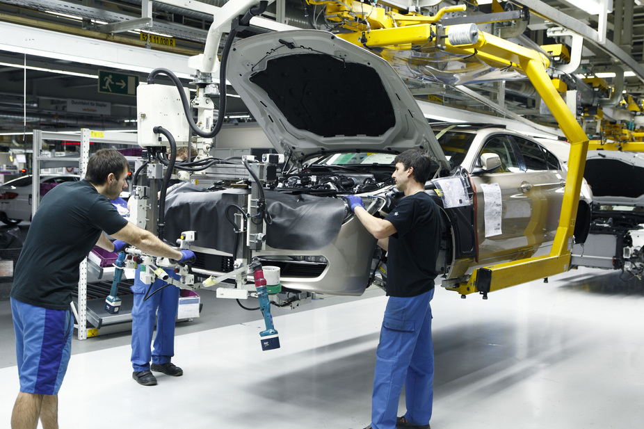ISO Certification Consultant for Automotive Industry | BCS