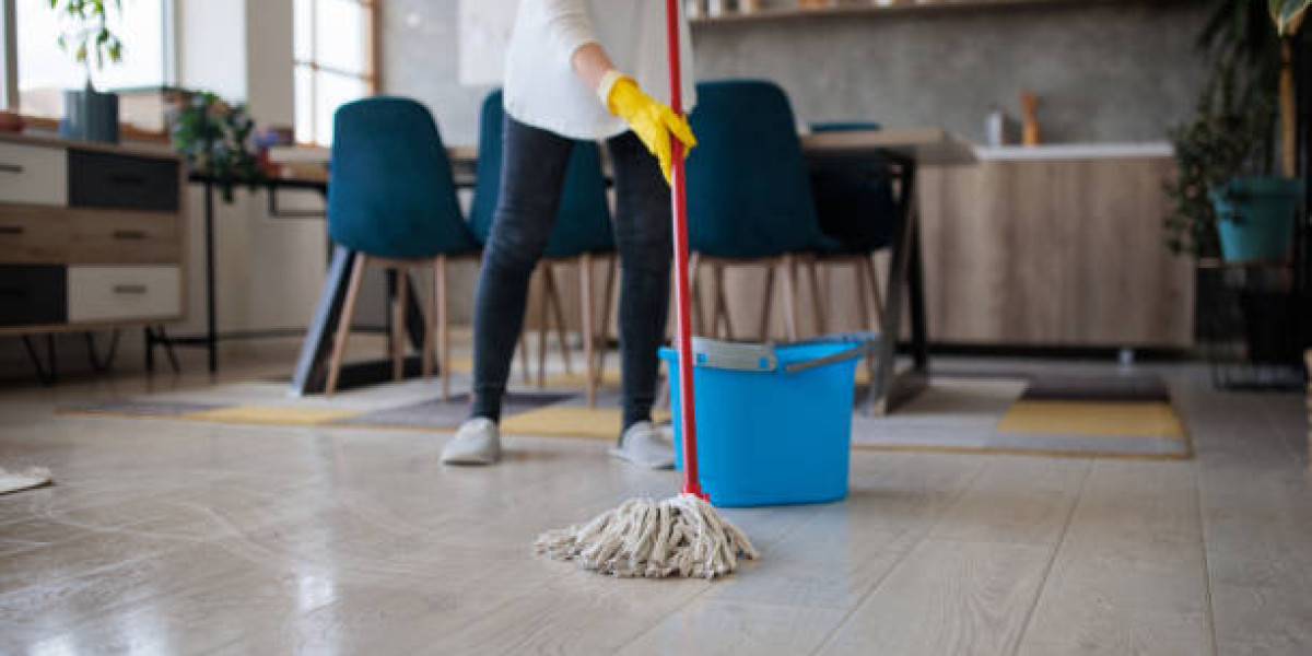 Deep Cleaning Tile Floors in Lansing MI You Can Trust