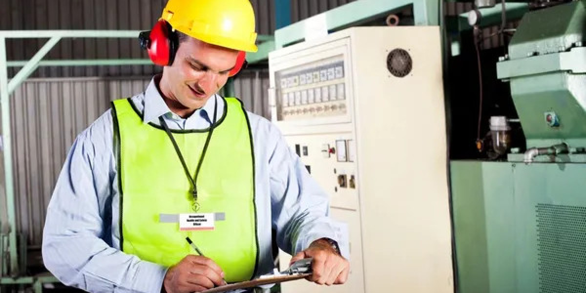 Health And Safety at Workplace: The Importance of Essential First Aid Skills in Risk Management