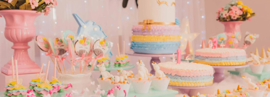 Cupcake Hearts Cover Image