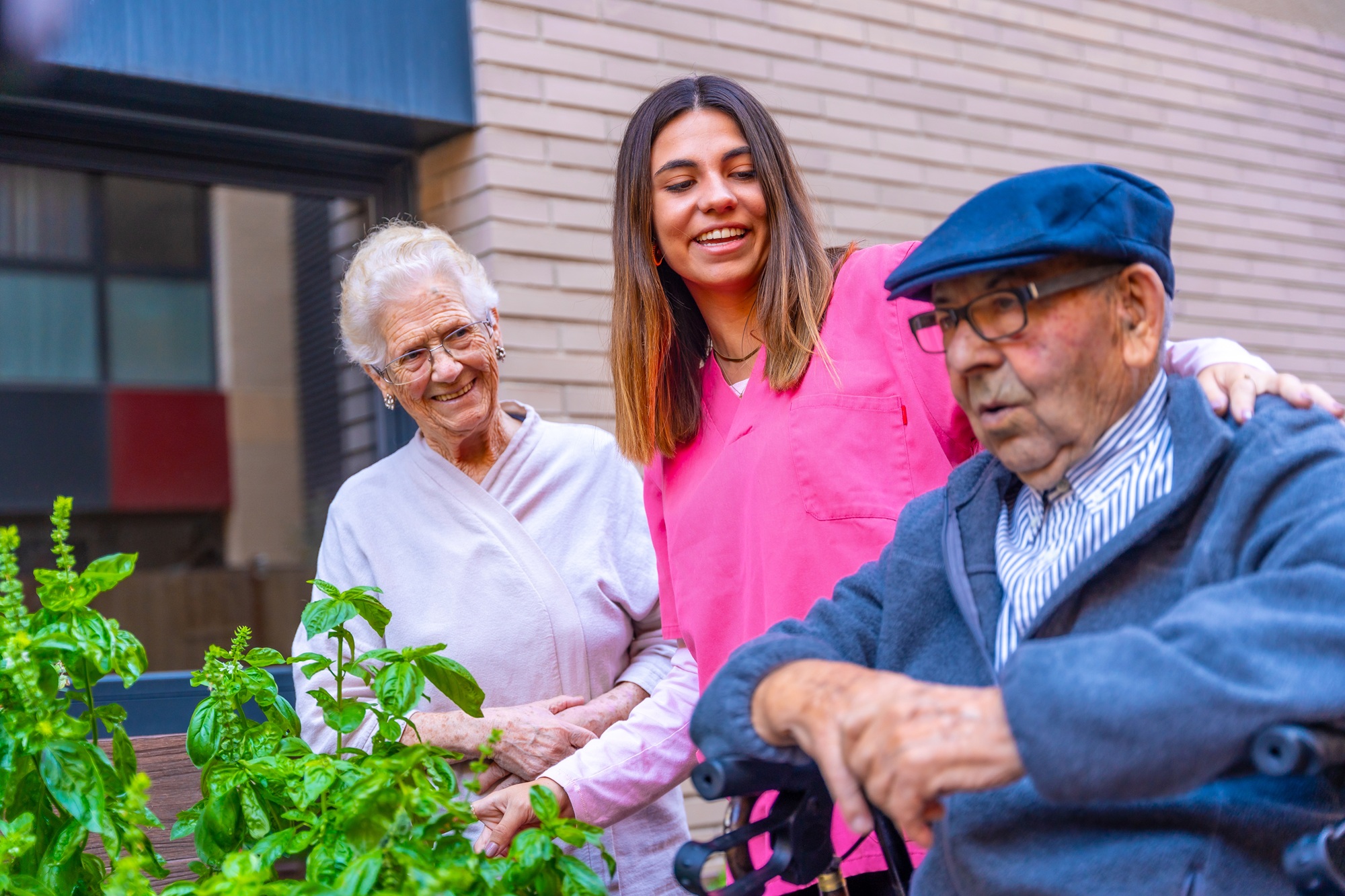How To Support Aging Parents Without Neglecting Yourself - Bayshire Rancho Mirage