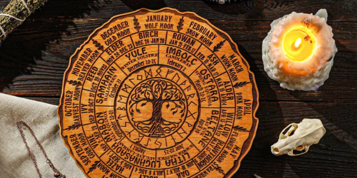 The Witchcraft Calendar: Honoring the Cycles of the Year