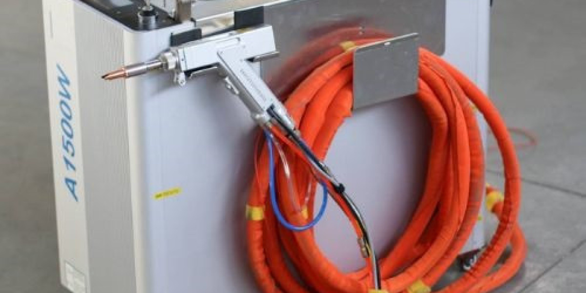 Laser Handschweißgerät für präzises und effizientes Schweißen in modernen Produktionsumgebungen