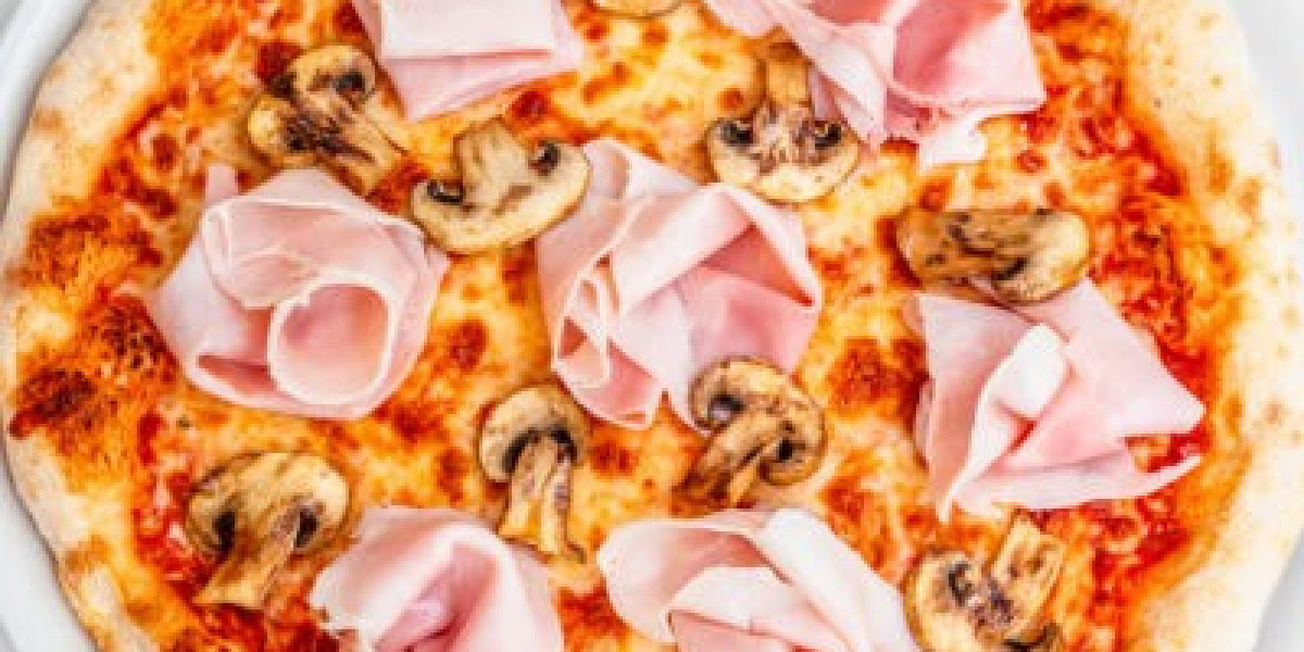 Best Pizza Marbella – Tucan Bakery’s Irresistible Delight