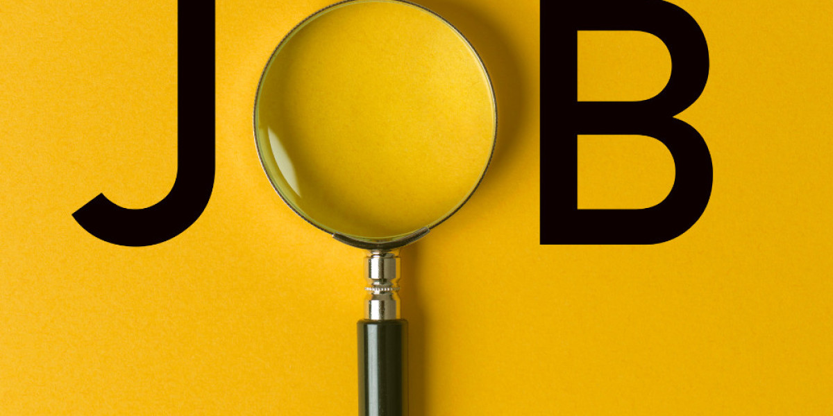 From Job Search to Success: Your Path to Working in Dubai