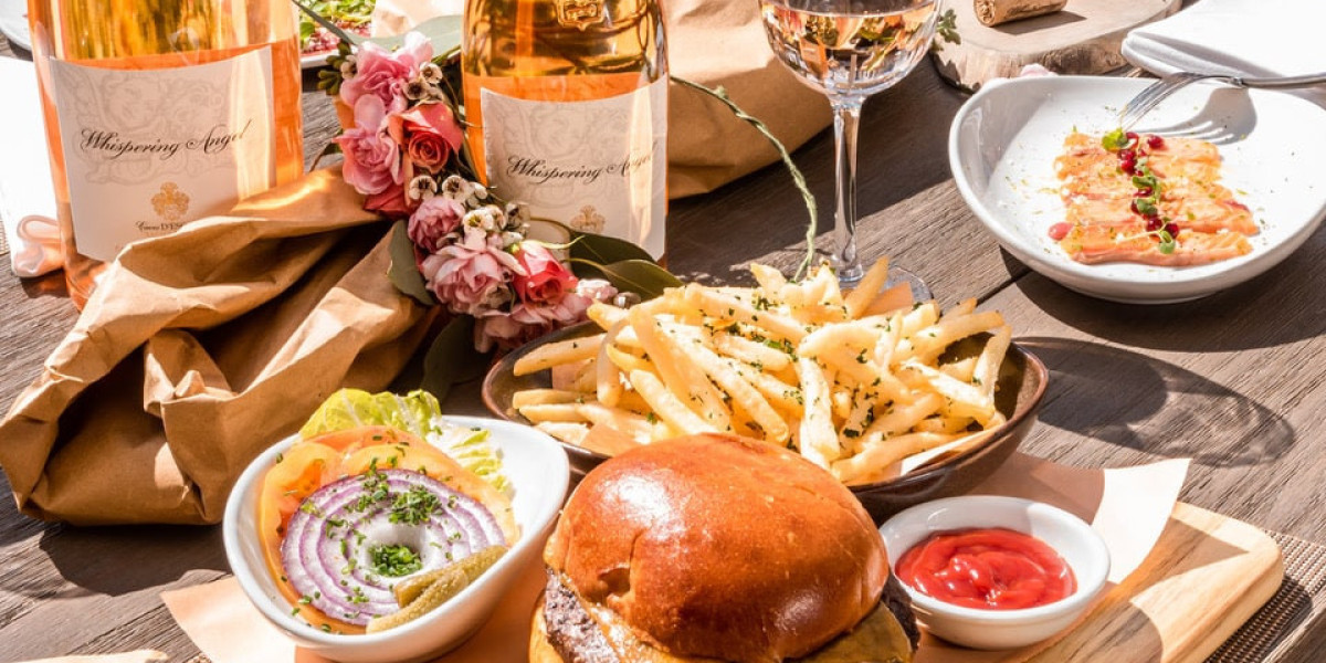 Where Should I Eat Tonight — The Metaphysics of Taste and Time