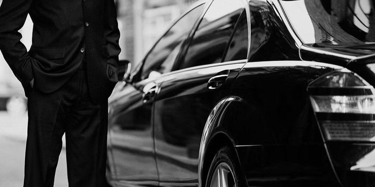 Experience Luxury Travel with Empire UK Chauffeur’s Premier London Heathrow Chauffeur Service