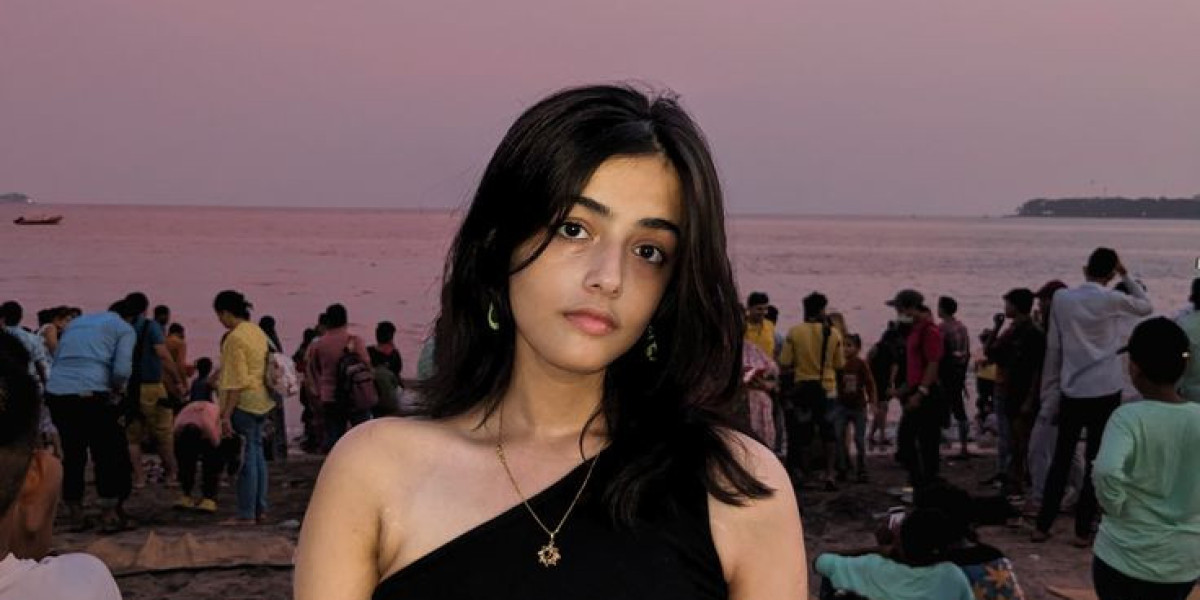 Indian Best Call Girls in Dubai +971588490322