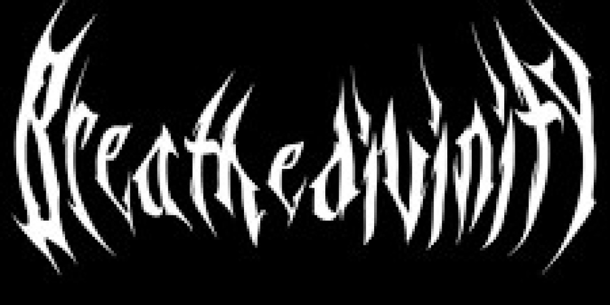 Live Light, Dress Divine – The World of Breathedivinity