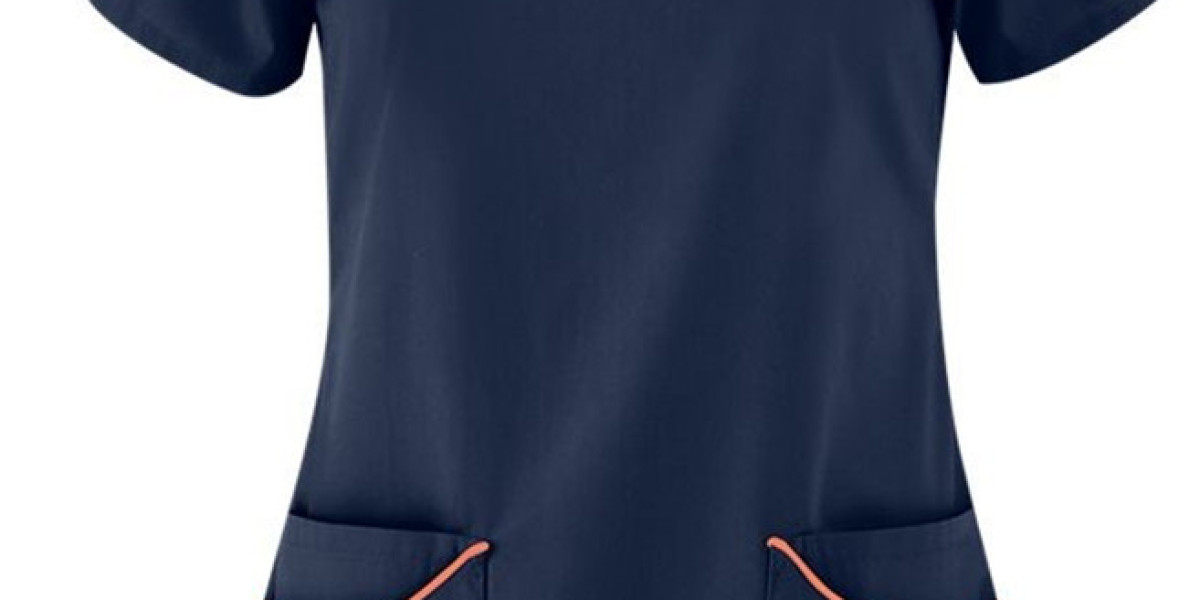 لبس مهندس الكهرباء في شركة Arabia Company: حماية وأناقة وجودة لا تُضاهى