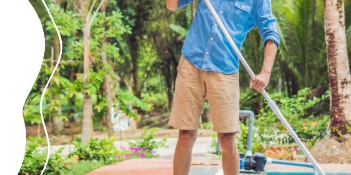 Keep Your Pool Sparkling Clean with the Right Pool Maintenance Kit