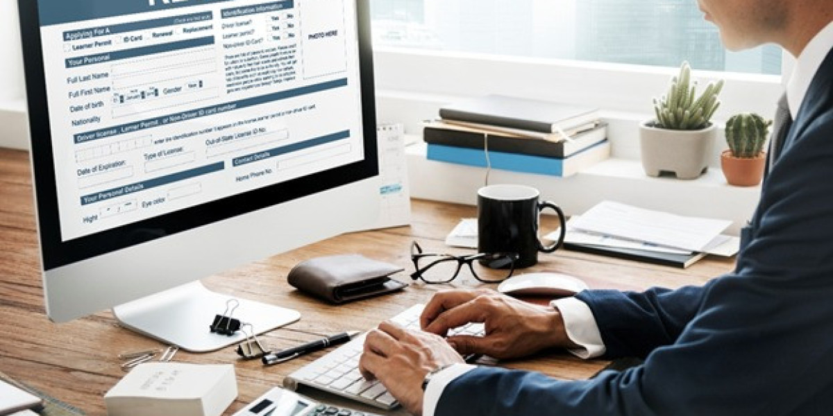 Crafting Professional Resumes With Smarter Digital Tools Today