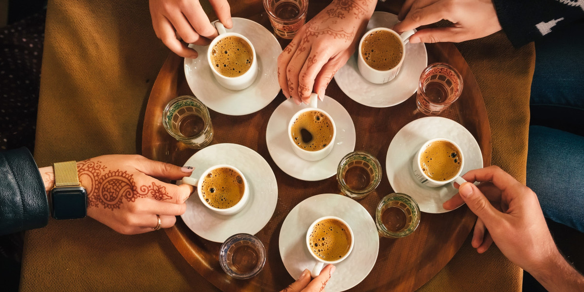 See What Espresso Coffee Machine UK Tricks The Celebs Are Making Use Of