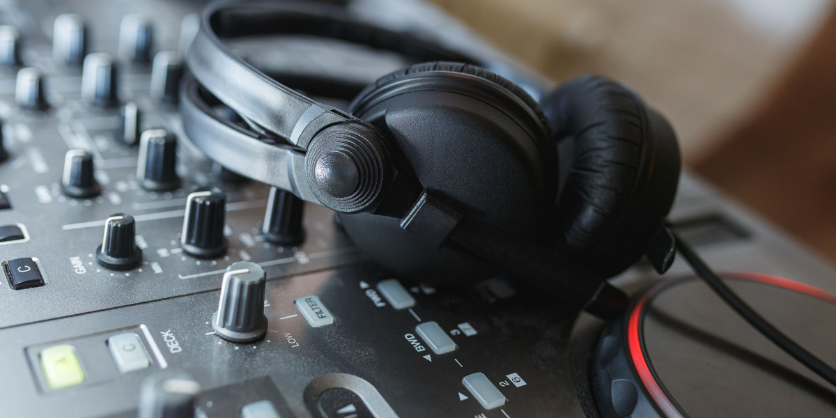 You'll Be Unable To Guess Latest Headphones's Tricks