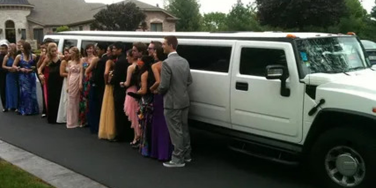 Prom Limo Rental: How to Arrive in Style and Make Your Prom Night Unforgettable!