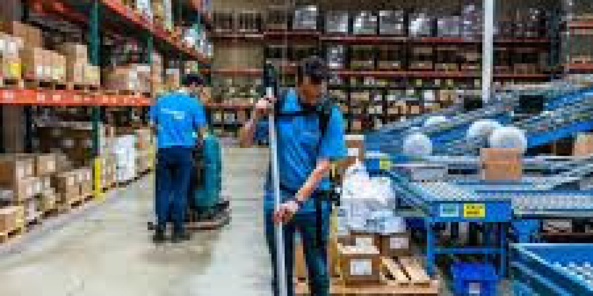 High-Dust & High-Rack Cleaning: Techniques for Difficult Warehouse Areas