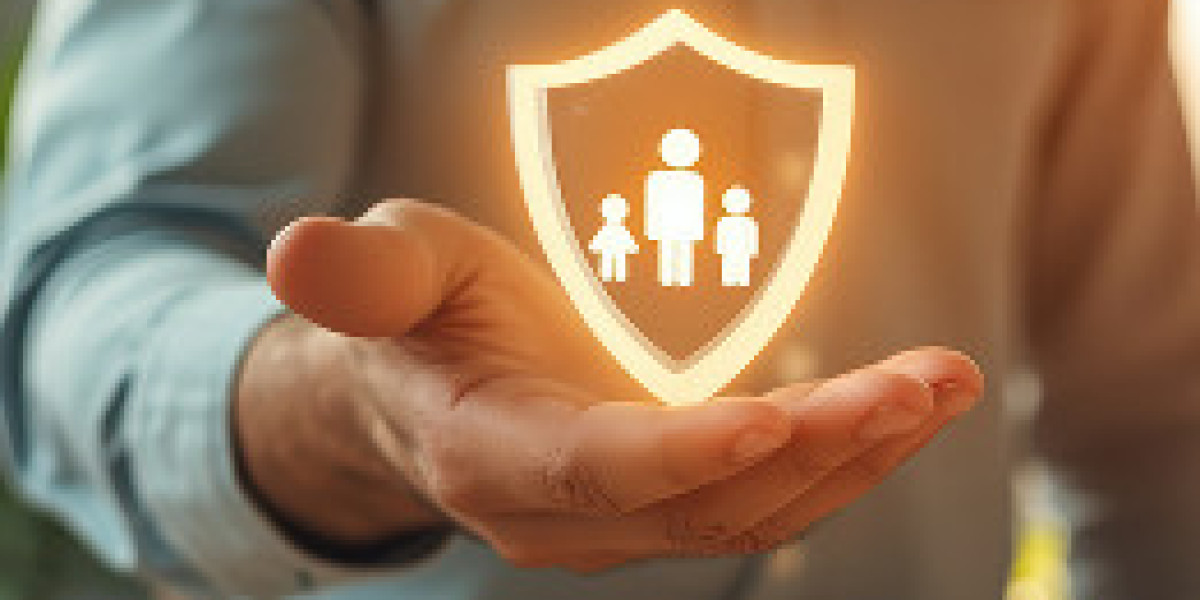 The Role of Automated Knowledge Bases in Transforming Insurance Customer Service