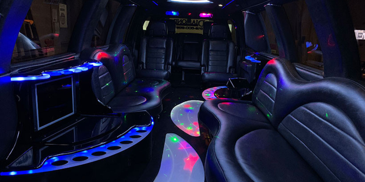 Party Bus Rentals in London Ontario – Celebrate in Style with A Universal Limousine