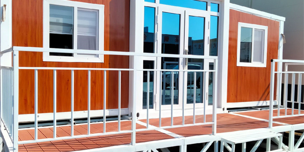 Expandable Container Home Featuring Smart Layout Solutions